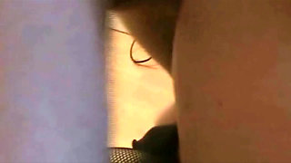 French amateur MILF fucked and creampied in the motel room