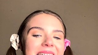 Amateur Webcam Teen Masturbates And Teases