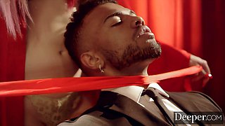 Deeper. Restless Haley Plays A Twisted Game With a Stranger - Haley Reed