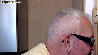 Gloryhole gaydaddy blows cock in homemade closeup