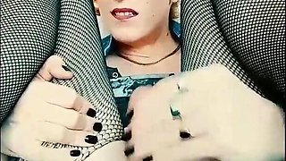 sexy inhaling goth tranny tramp jerk off for you