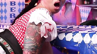 Come-hither Payton Preslee - babe movie - Perv Mom