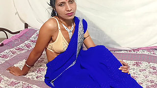Desi Romantic Hot Indian Sex Video in Saree