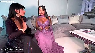 Aaliyah Yasin Lesbian Sex with Yasmina Khan - Desi Girls Fingering and Pussy Eating in HD