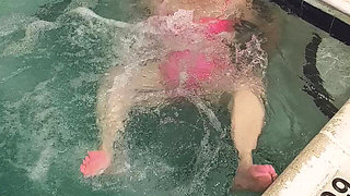 Davisdesires Is in the Pool Watch Her Pussy Drool