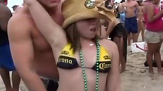 Wild Spring Break Girls Flashing Boobs