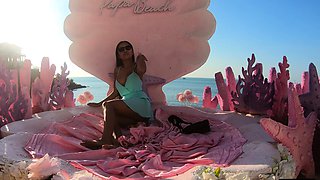 Big ass Thai GF anal after social media