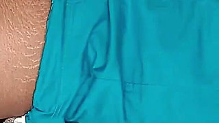 Housewife Fucked by Massager -2