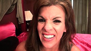American milf Katrina plays with herself