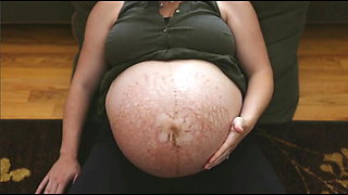 Pregnant Belly Play
