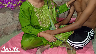 Jija saali Beautiful hot girl Amrita first time sex with StepSister with Hindi Audio Indian sex