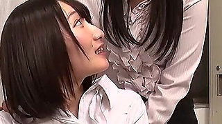 Lesbian Arisu Mizushima Plays with Misaki Yumeno’s Nipples