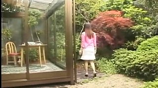 After walking Yuri Koizumi and her boyfriend enjoy sex on the bed