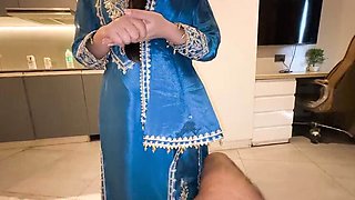 Desi Muslim Stepniece Fucks Step Uncle When Ammi Leaves