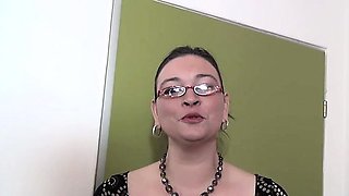 mature wife loves having fun with a young cock
