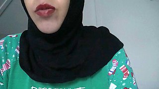 Egyptian arab cuckold wife with big boobs in london