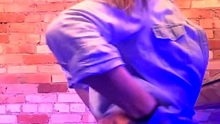 PUSSY BABE BRUNETTE masturbating