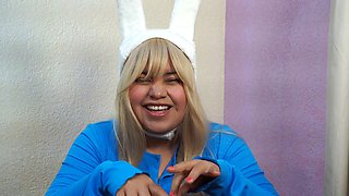 Girl masturbating, squealing, hot latina