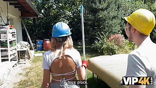 Vip4k. hunter nailed a handywoman after she stripped for him just in his yard