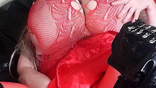 OMG so fat tis Cup K see susi in black boots rubbing pussy