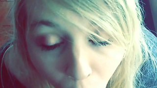 Big boob brunette masturbates on webcam