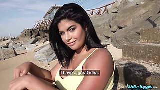 Watch pin-up Erik Everhard and Sheila Ortega's trailer