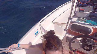 Gail Bates - Holiday Public Sex On Boat With Creampie -