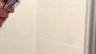 Take Shower with Me