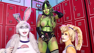 Jerk off for Cartoon Cosplay! Space Jam Parody