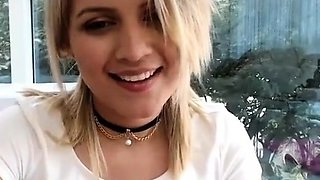 All-American Amateur Webcam Girl