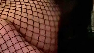 Large amateur cam woman uses two of her toys to masturbate