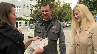 За деньги