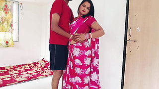 Gas Cylinder Delivery Boy Sexes Rhea Bhabhi in Desi Style