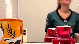 Brunette Couch Webcam Solo Fun Masturbating