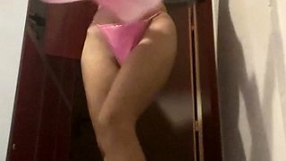Chubby blonde brianna solo masturbation