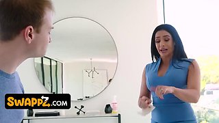 Busty Sheena Ryder, Tia Cyrus  Anthony Pierce in Lesbian Group Pound